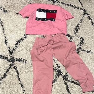 Women Tommy Hilfiger Pink Jogger Pants and shirt 10$
